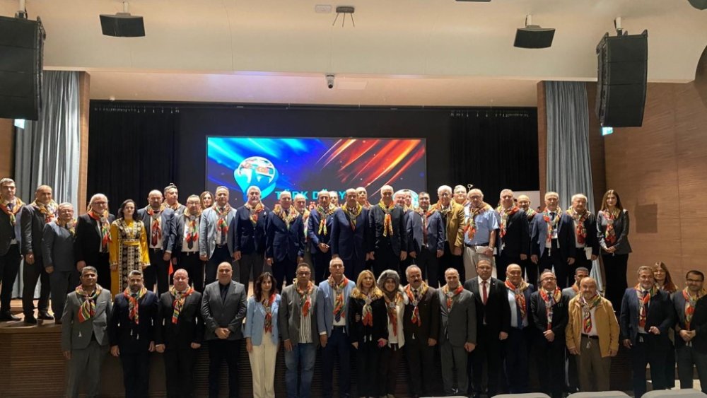 Akademisyene ’türk Dünyası Bilim Ödülü’