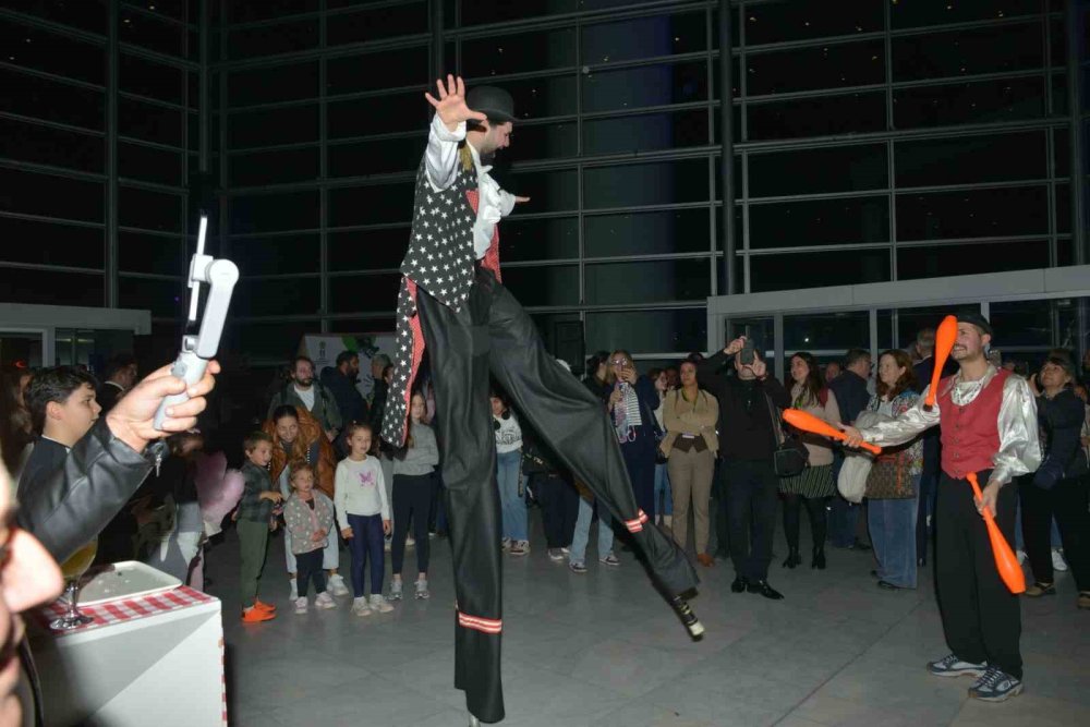 Karagöz Kukla Ve Gölge Oyunları’na Açılış