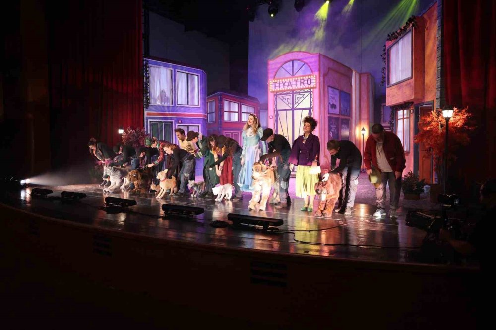 Karagöz Kukla Ve Gölge Oyunları’na Açılış