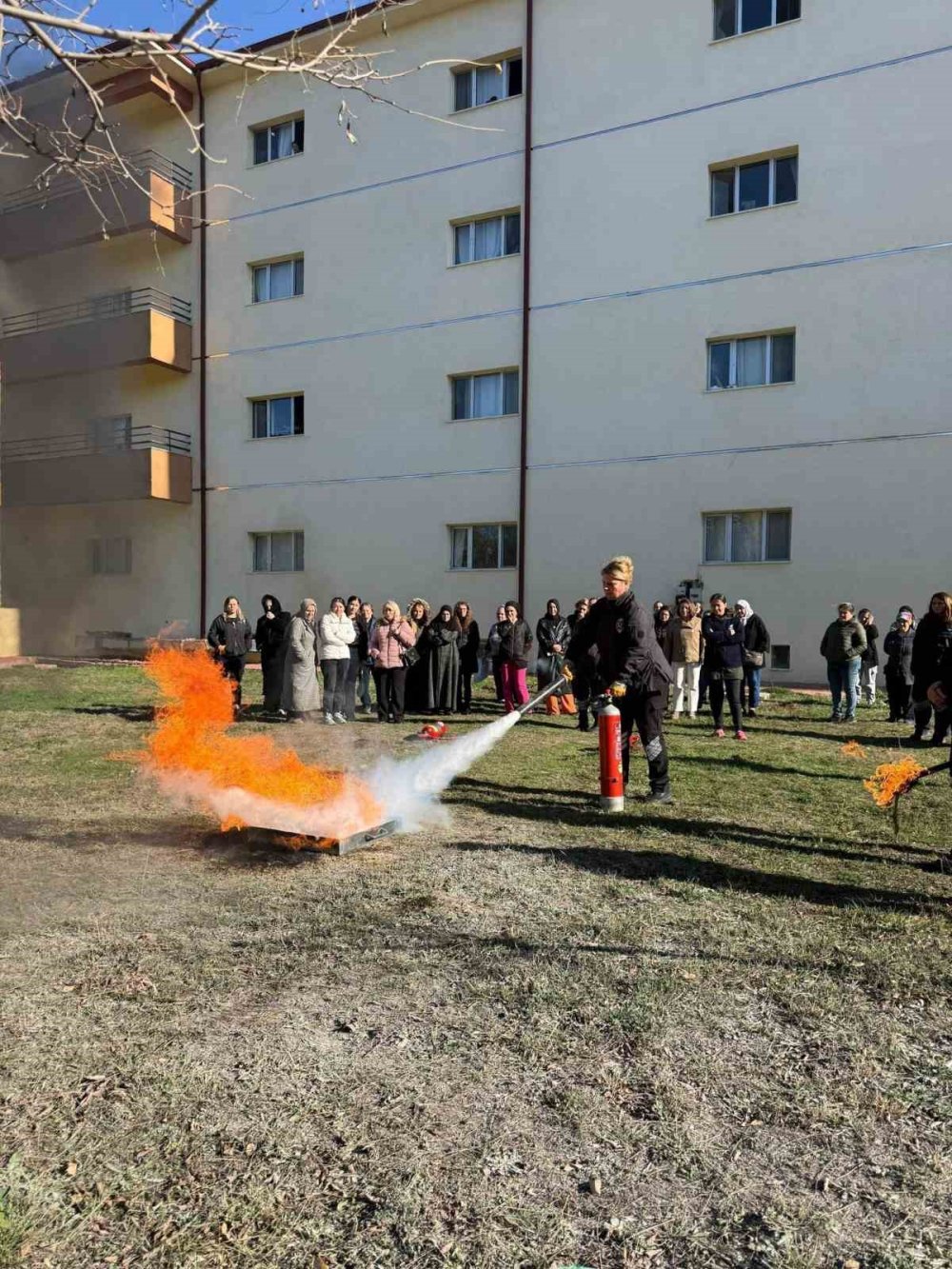 Öğrenci Yurdu Personeline Yangın Eğitimi