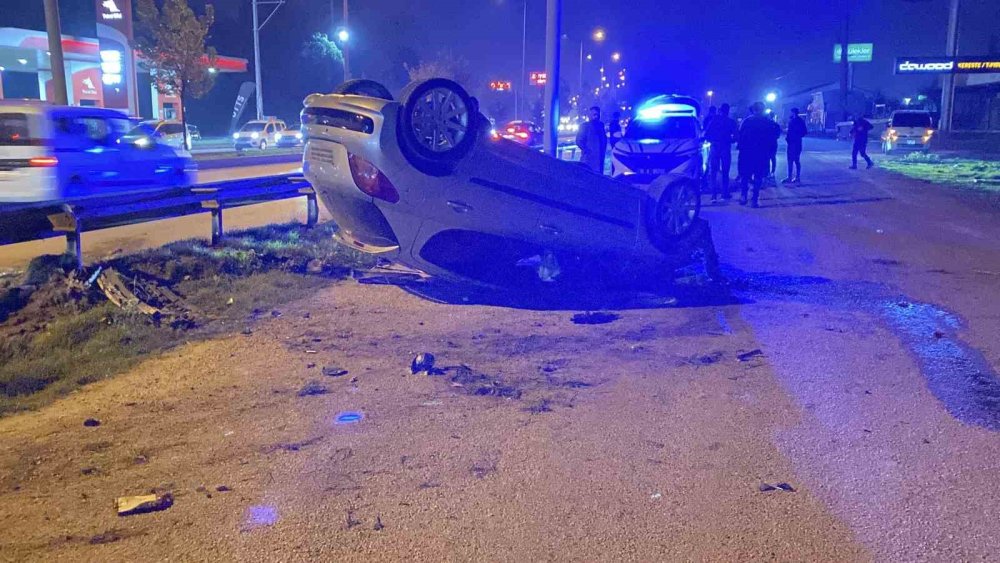 Otomobil Takla Attı: 2 Yaralı