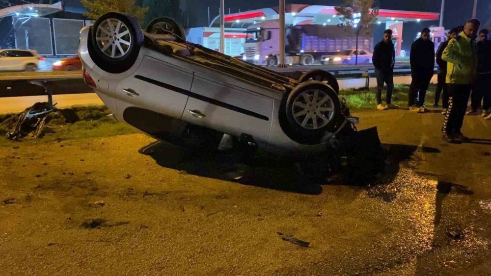 Otomobil Takla Attı: 2 Yaralı