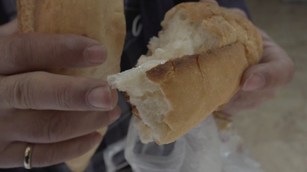 Yetkililer İçinden Poşet Çıkan Ekmeği Üreten Fırınla İlgili Harekete Geçti