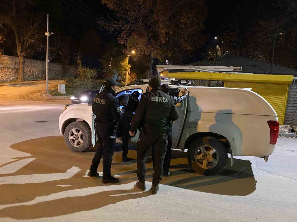 Asayiş Uygulamalarında 50 Aranan Şahıs Yakalandı