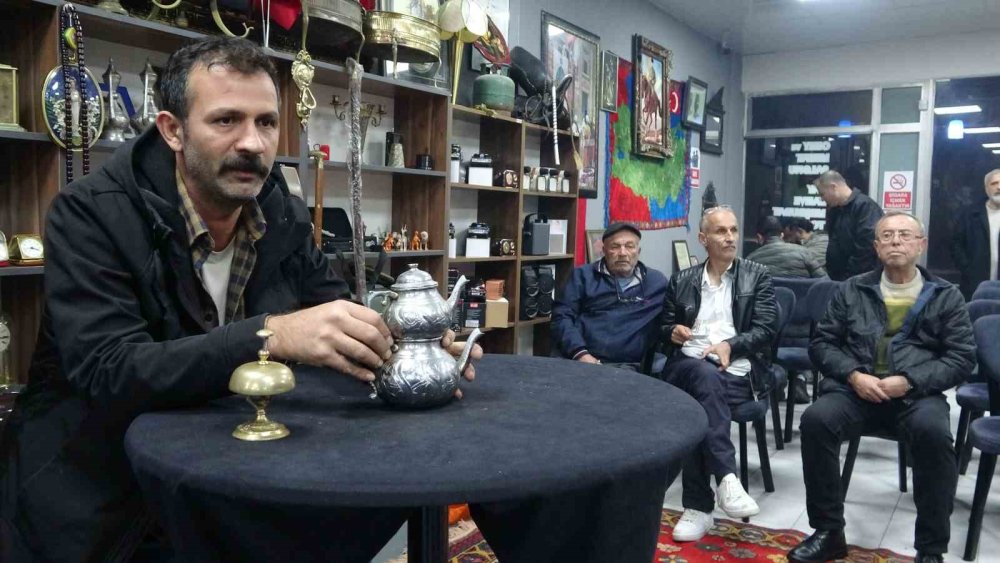 Haftada 3 Gün Antika Mezatı Düzenleniyor