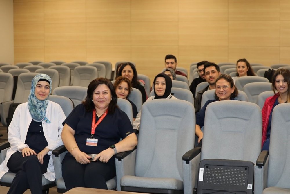 Yoğun Bakım Hemşireliği Sertifikalı Eğitim Programı