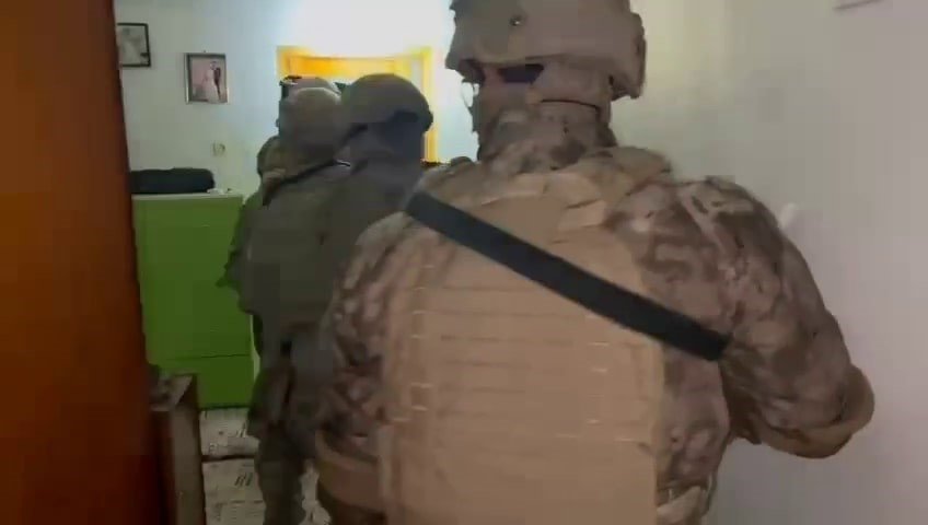 Zehir Tacirlerine Polisten Darbe