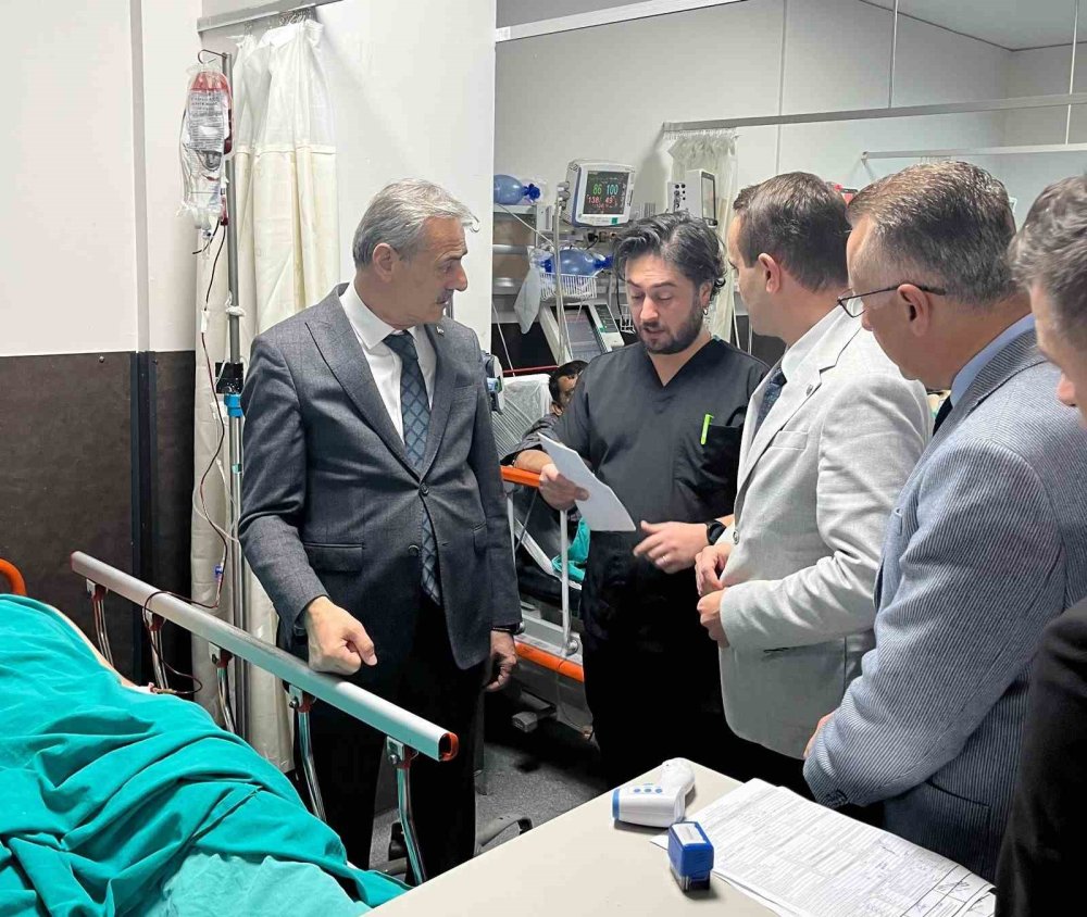 İtfaiye Aracı Kazaya Karıştı: 2 Kişi Yaralandı