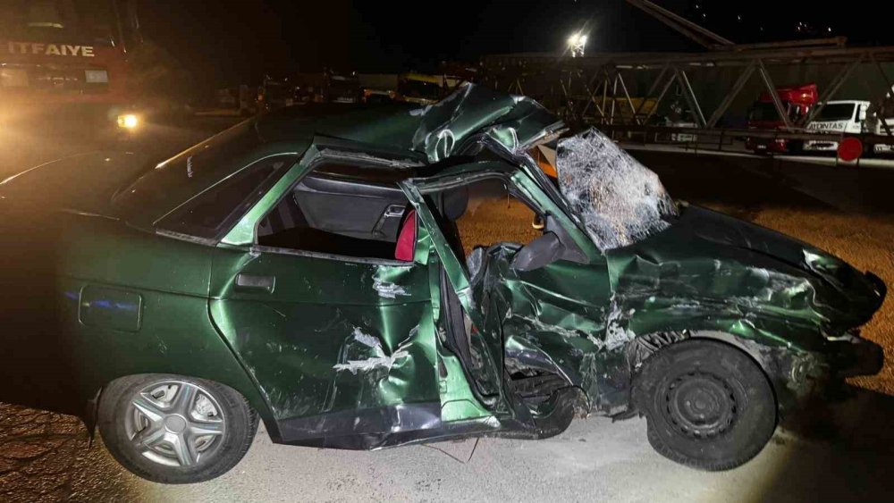 Zincirleme Trafik Kazası: 1 Ölü, 13 Yaralı