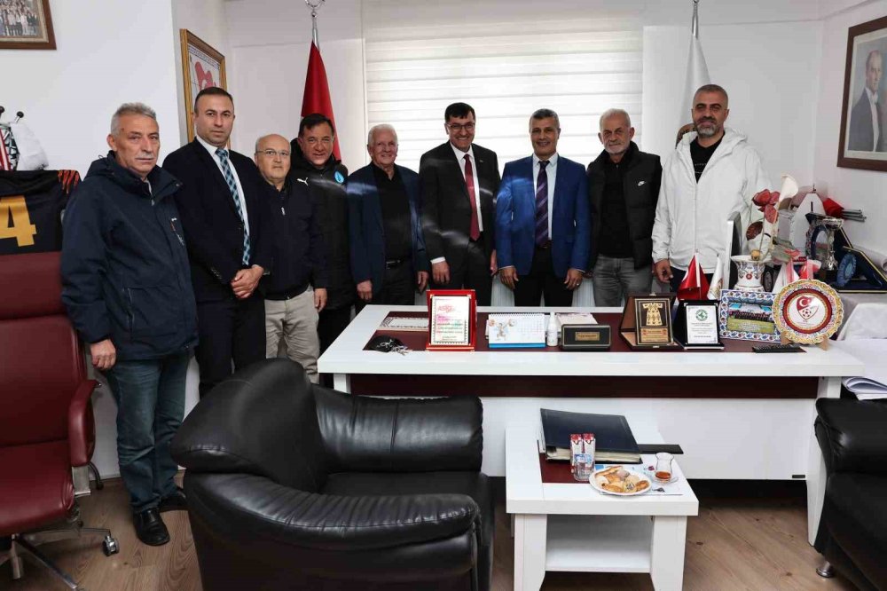 Antrenörlerin Çalışma Şartlarını Güçlendirecek Projeler Ele Alındı