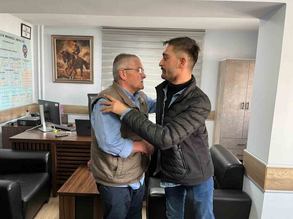 "İnsanlık Ölmemiş" Dedirten Olay...