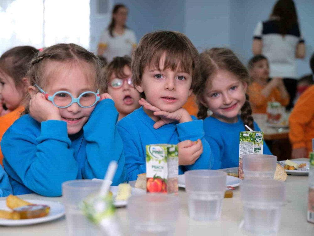 Binlerce Anne Ve Çocuğuna Destek Sunuyor