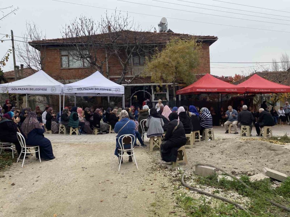 Sınıf Arkadaşının Yumruğuyla Ölen 16 Yaşındaki İsmail Mert Küçükbaşar Toprağa Verildi