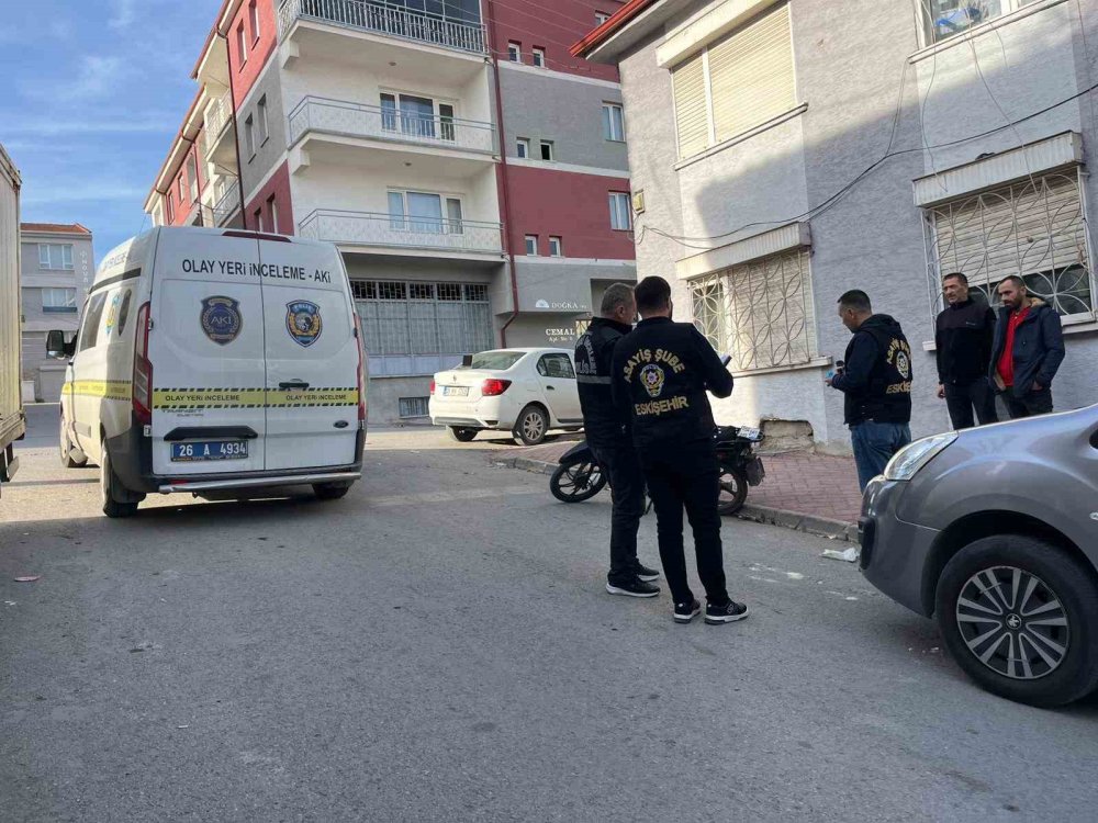 Yürüme Güçlüğü Çeken Simitçinin Çalınan Ekmek Teknesi 3 Günde Bulundu