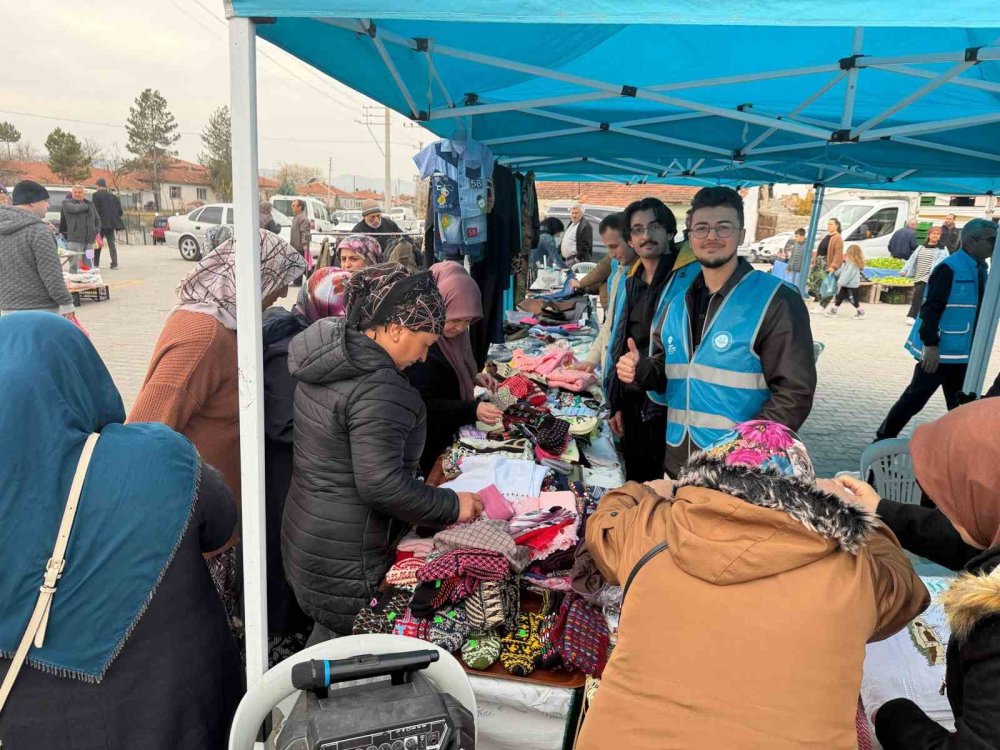 Geliri Gazze’ye Ulaştırmak Amacı İle Hayır Çarşısı Açıldı