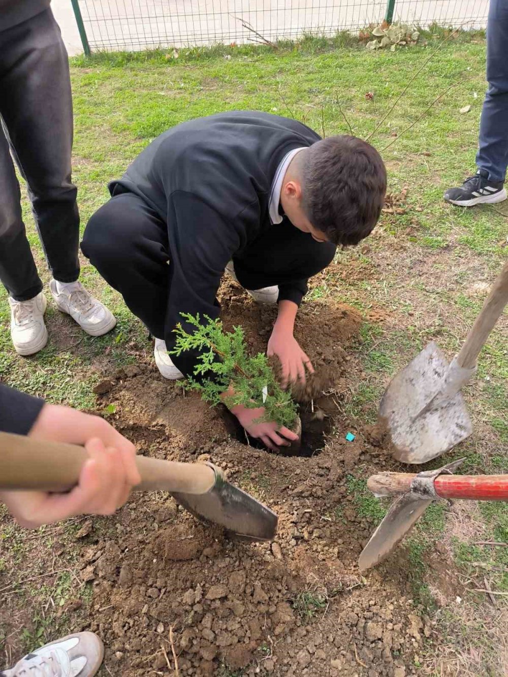 Orman Yangınları Sonrası Anlamlı Öğretmenler Günü Kutlaması