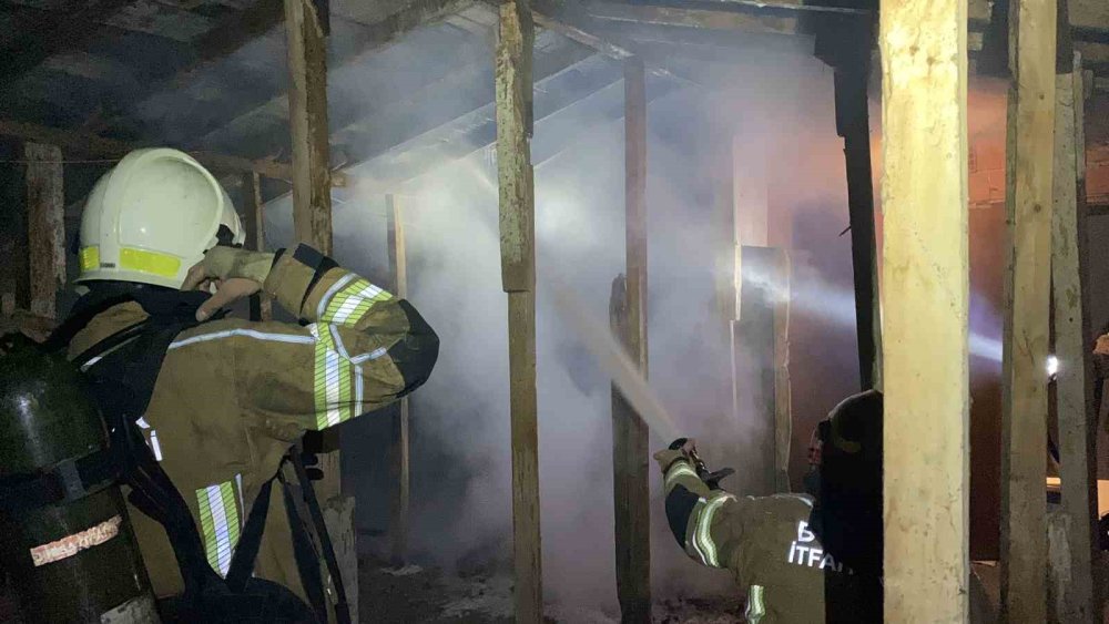 Şüpheli Yangın Kabusu Büyüyor: Aynı Apartmanda 6. Yangın