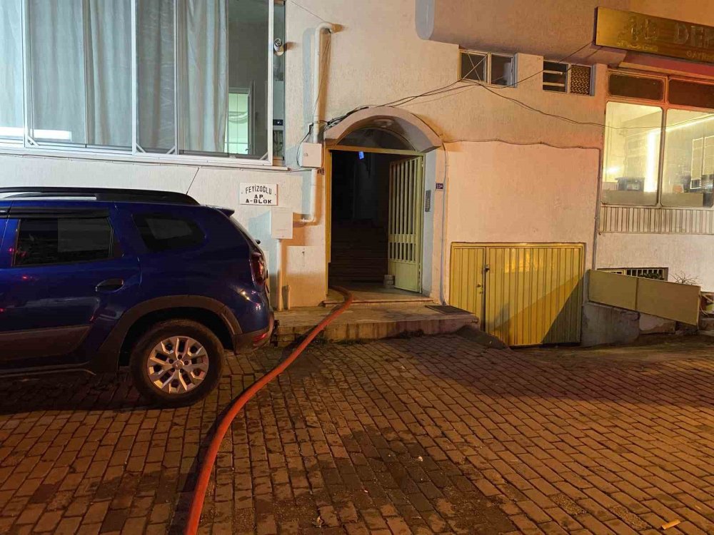 Şüpheli Yangın Kabusu Büyüyor: Aynı Apartmanda 6. Yangın