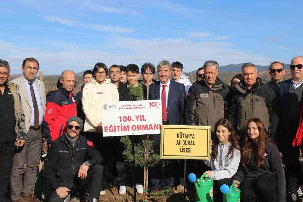 Fidan Dikimi Etkinliği Gerçekleştirildi