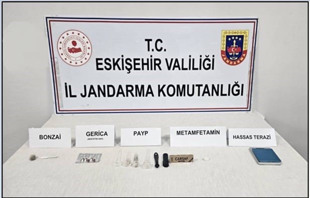 Jandarma Piknik Alanında Uyuşturucu Satan Şahsı Yakaldı