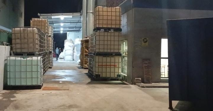 Osb’de Fabrika Yangını: 1 Kişi Yaralandı