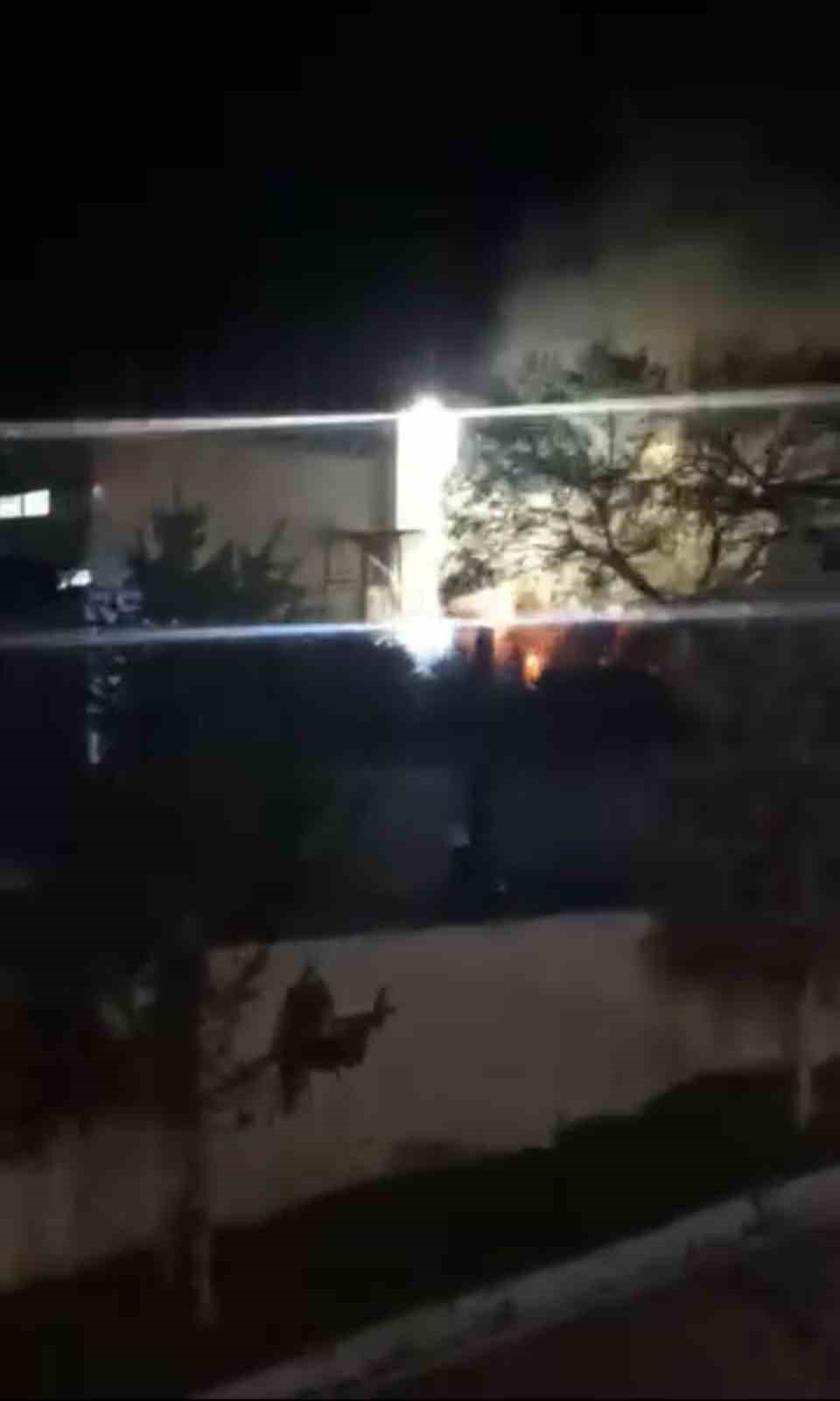 Osb’de Fabrika Yangını: 1 Kişi Yaralandı