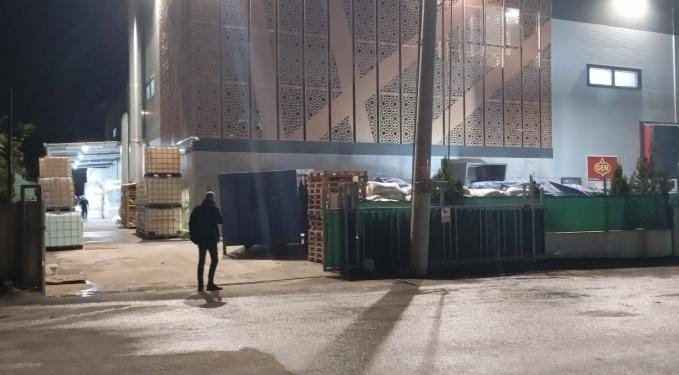 Osb’de Fabrika Yangını: 1 Kişi Yaralandı