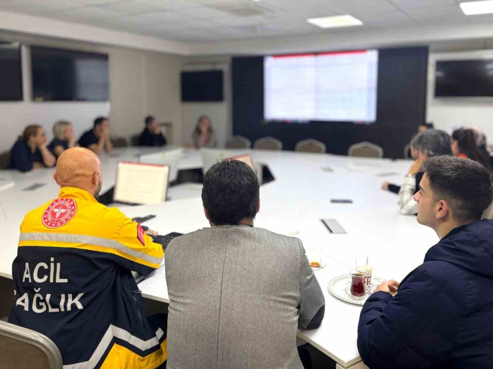 İl Ambulans Servisi Başhekimliğinde Yangın Tatbikatı