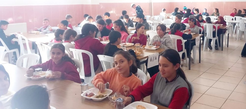 Taşımalı Eğitimde Öğrencilere Hijyenik Ve Sağlıklı Yemek Hizmeti