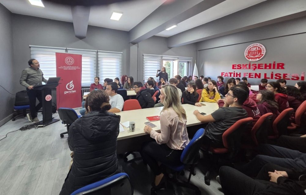 ’dijital Farkındalık Ve Siber Güvenlik’ Eğitimi