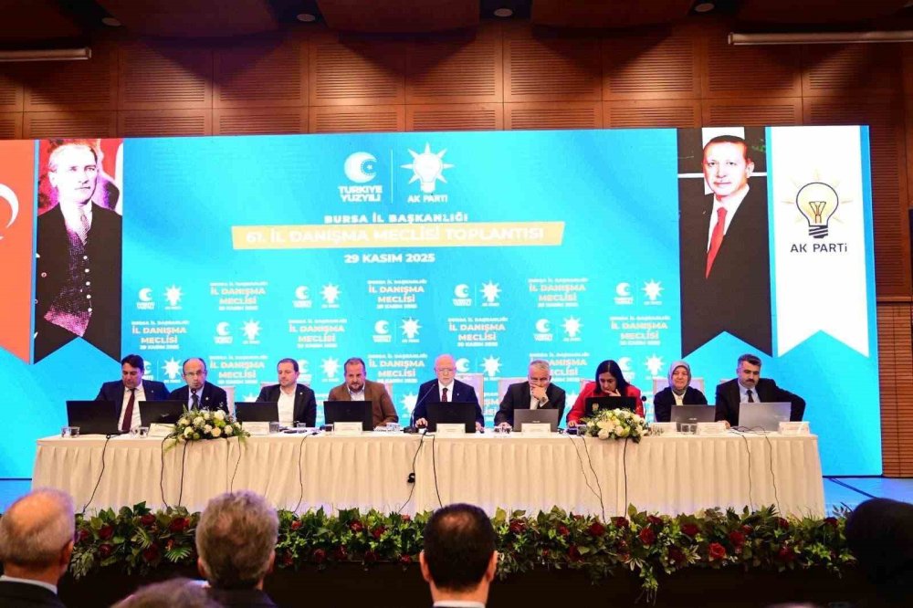 Son 1 Hafta 5 Bin 284 Kişi Ak Parti Kadrolarına Katıldı