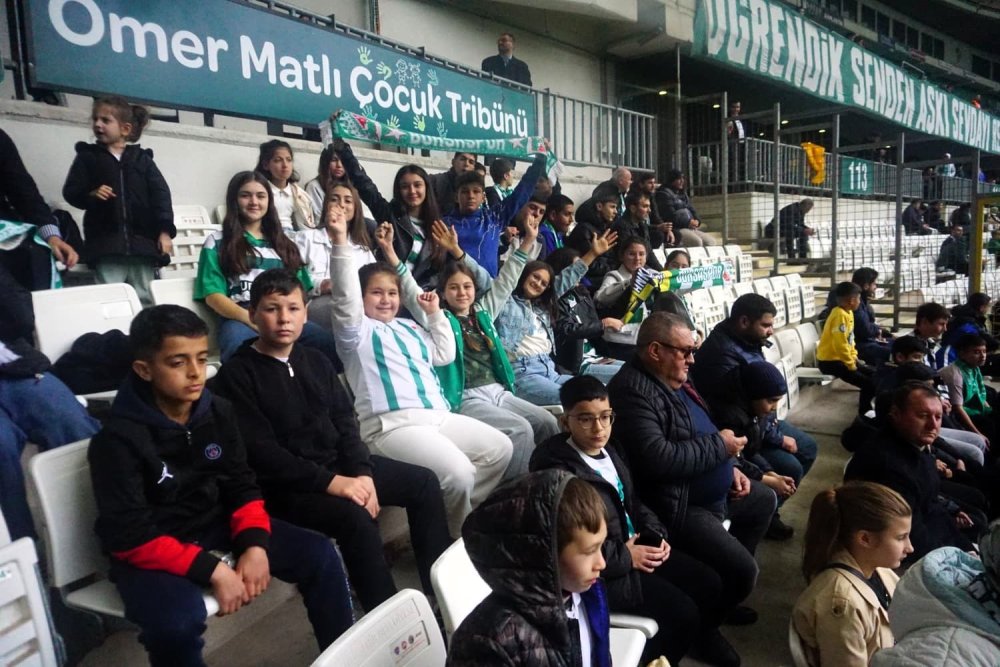 Çocuklar Bursaspor Coşkusunu Tribünde Yaşadı