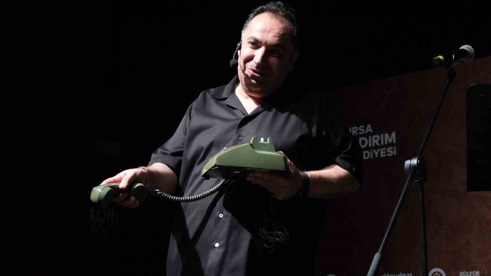 Nostalji Ve Kahkaha Dolu Gece