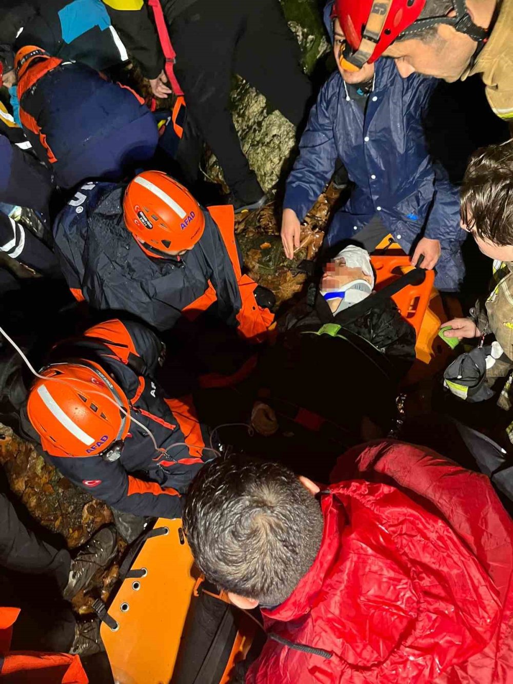 Uludağ’da Kaybolan İki Çocuktan Biri Düşerek Hayatını Kaybetti