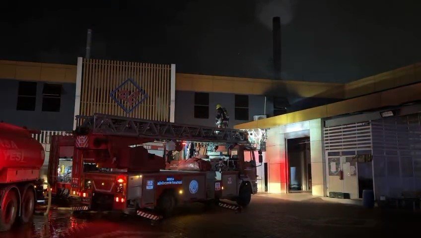 Fabrika Yangını Paniğe Neden Oldu