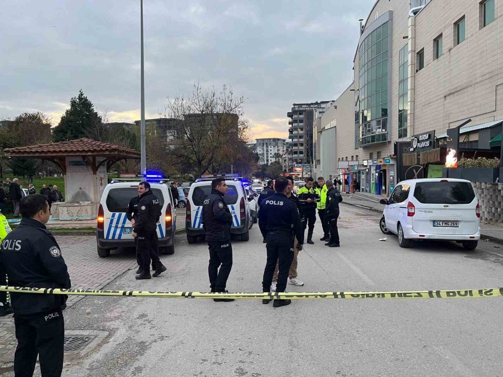 Kafede Silahlı Saldırı: 1’i Ağır 4 Yaralı