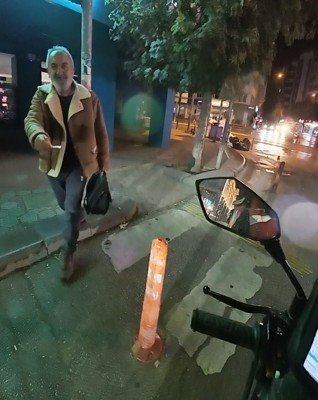 Yürek Isıtan Karşılıklı Hediyeleşme Görüntüleri