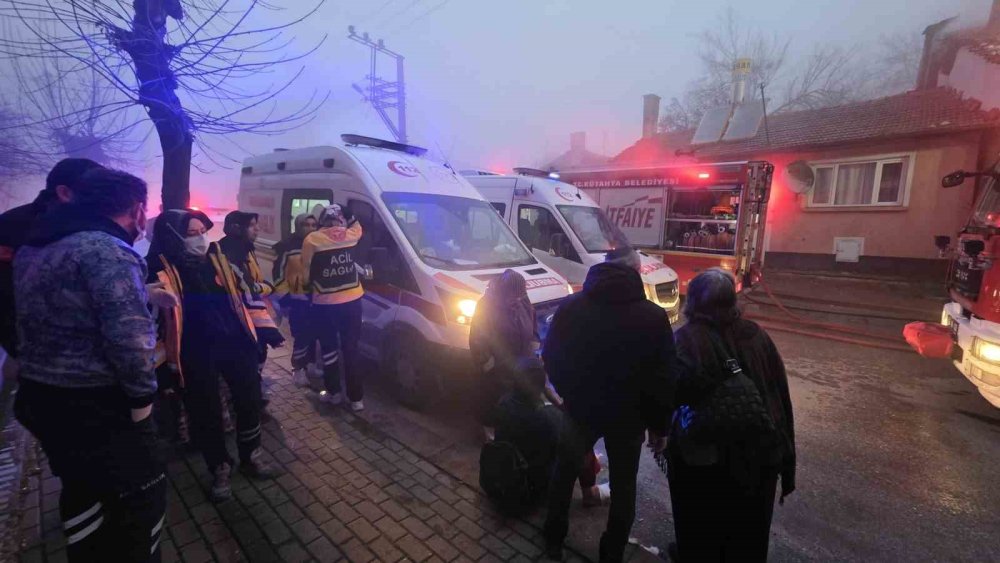 Ahşap Evde Çıkan Yangında 85 Yaşındaki Kadın Hayatını Kaybetti