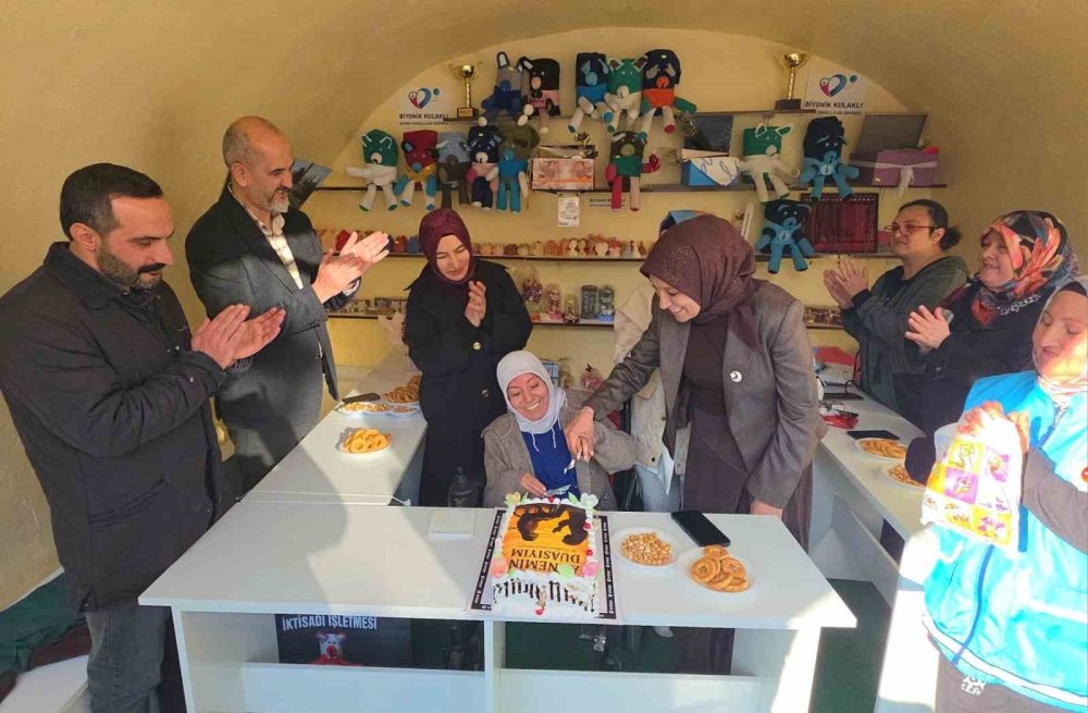 "Annemin Duasıyım" Kitabı Tanıtıldı