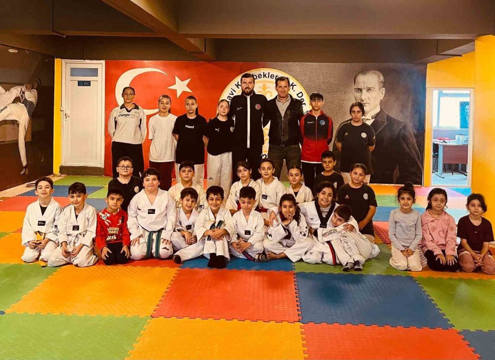 Başarılı Sporculara Bursa Gezisi Ödülü