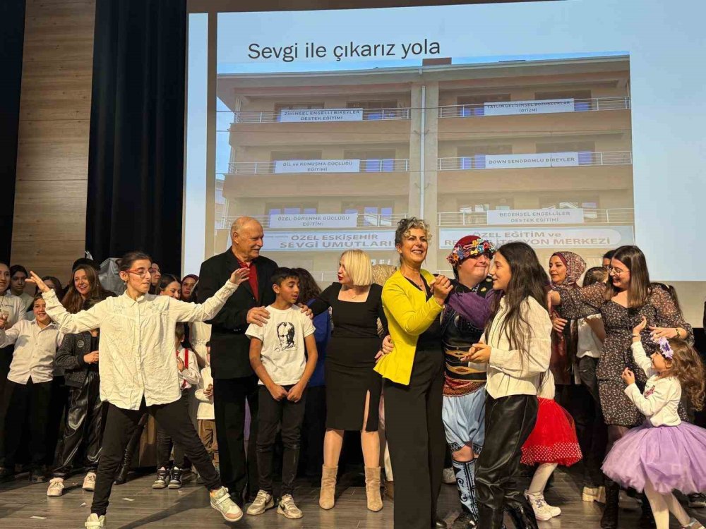Özel Öğrenciler Gönüllerince Eğlendi