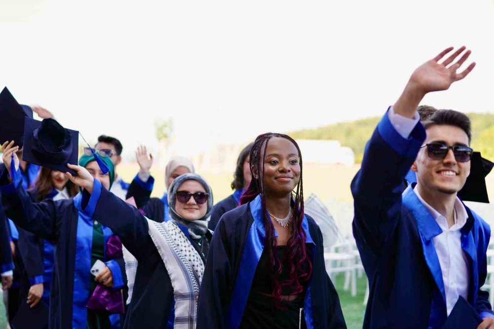 109 Ülkeden 6 Bin 549 Öğrenciye Ev Sahipliği Yapıyor