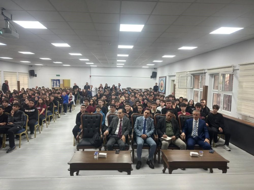 Eğitimde Yapay Zekâ Semineri Düzenlendi