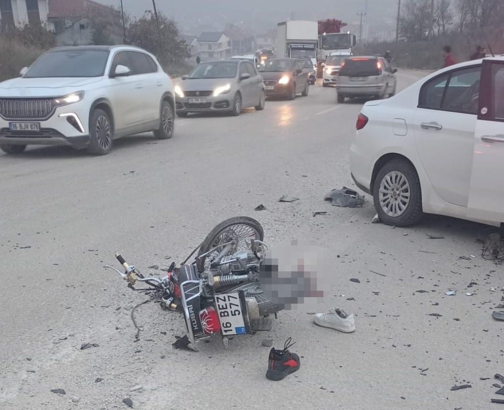 Otomobil İle Motosiklet Çarpıştı: 1 Ölü 1 Yaralı
