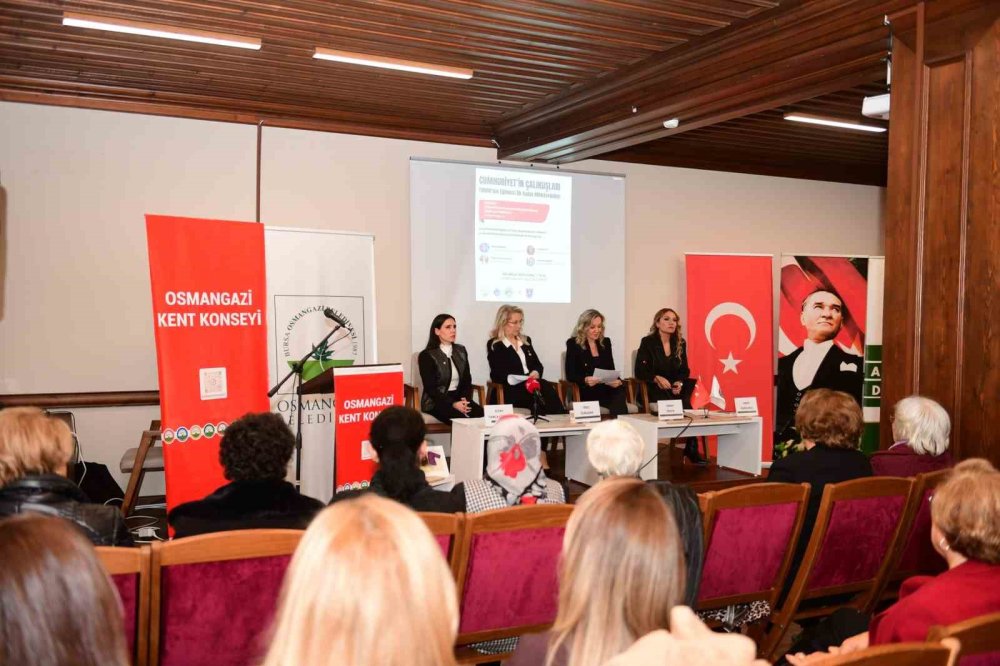 Cumhuriyetin Eğitimci İlk Kadın Milletvekilleri Konuşuldu