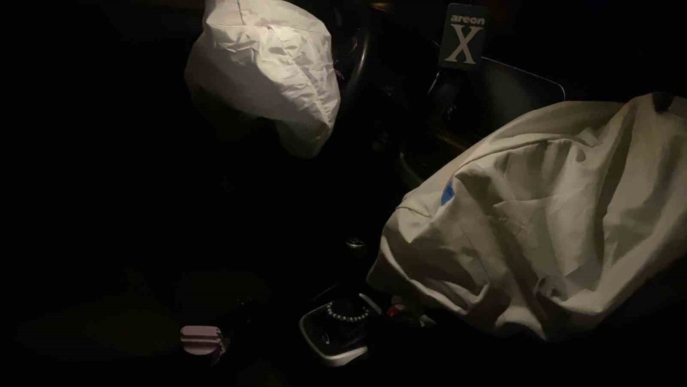 Hız İhlali Feci Kazaya Yol Açtı: 2’si Ağır 4 Yaralı