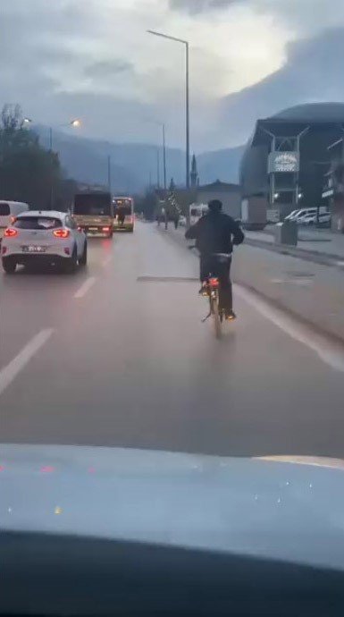 Trafikte Tehlikeli Anlar!