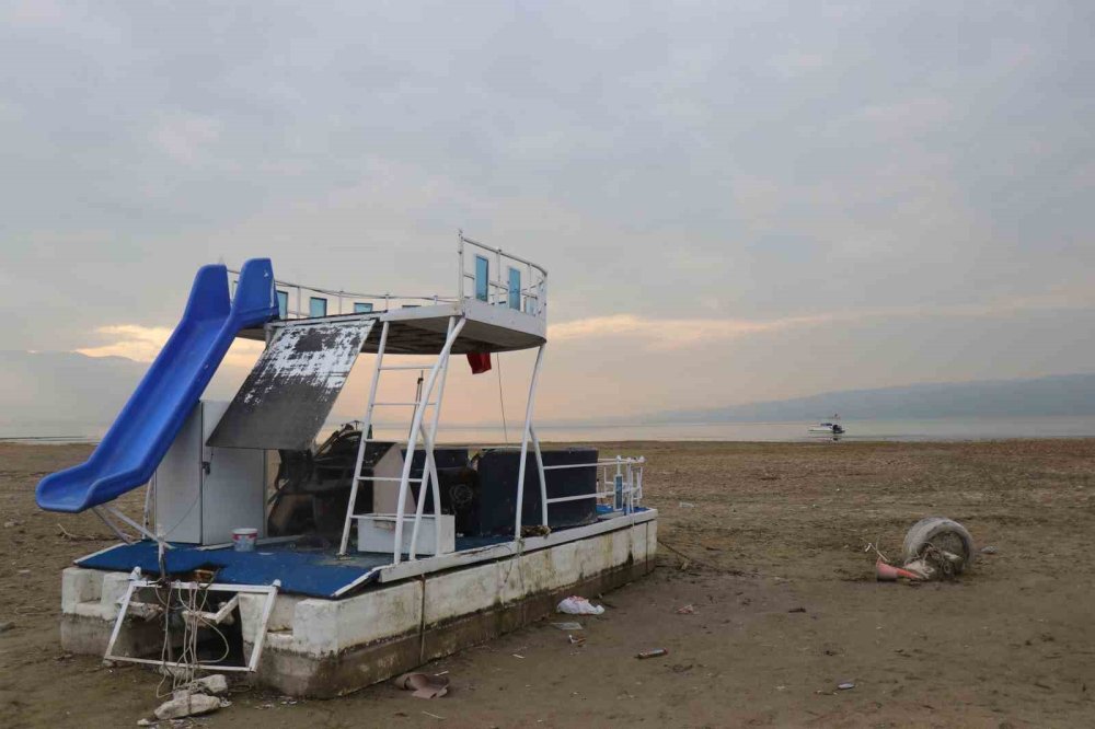 16 İlçenin Muhtarları Sapanca Gölü İçin Tek Ses Oldu