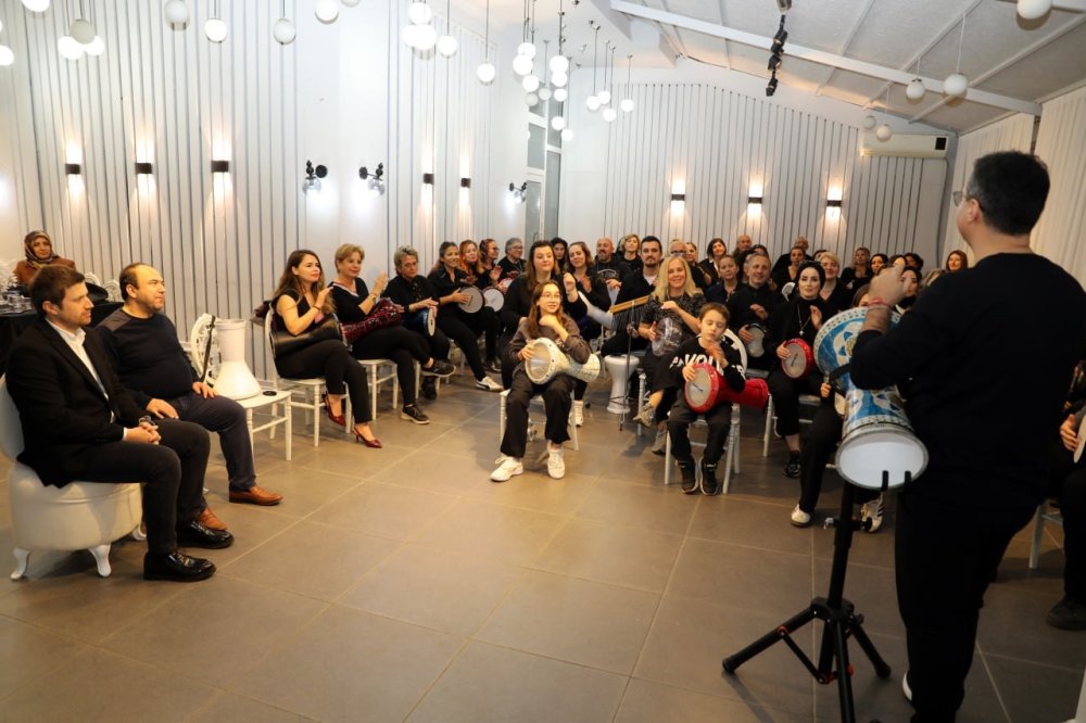 7’den 70’e Herkes Aynı Melodide Buluşuyor