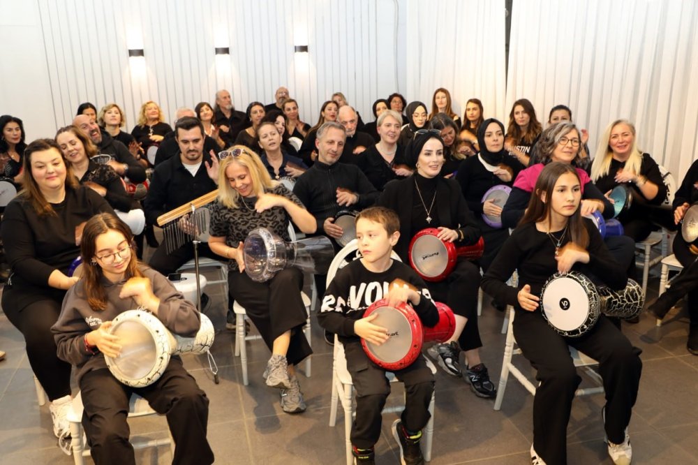 7’den 70’e Herkes Aynı Melodide Buluşuyor